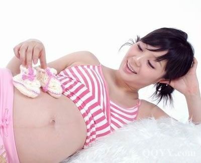 宫缩开始了，准妈妈怎么办？